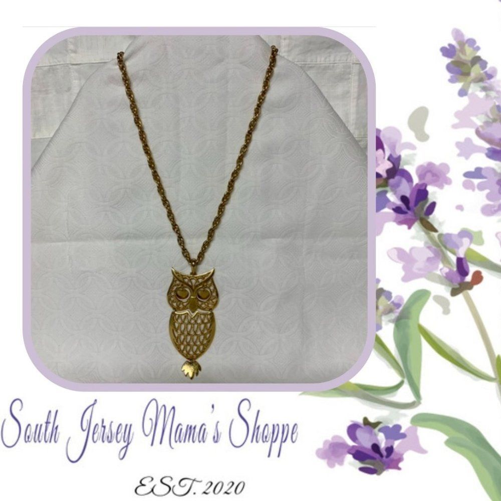 Vintage 1970s Gold Tone Articulated Owl Pendant Necklace (J229)